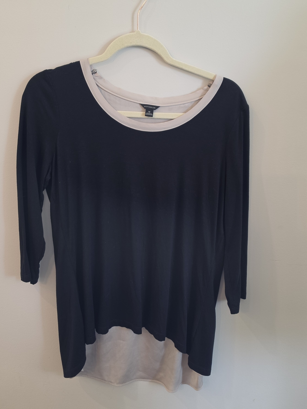 Split-Hem Scoop Neck Long Sleeve Top by Chico's — Black with Cream Trim